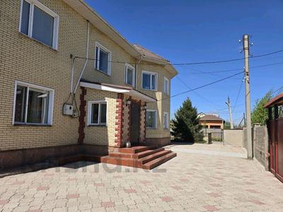 Отдельный дом · 10 комнат · 400 м² · 14 сот., мкр Юго-Восток, Кунгей 694 — Кунгей 694 за 138 млн ₸ в Караганде, Казыбек би р-н