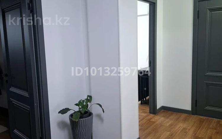 3-бөлмелі пәтер · 90 м² · 3/5 қабат, Рахимбаева 27б, бағасы: 44 млн ₸ в  — фото 2