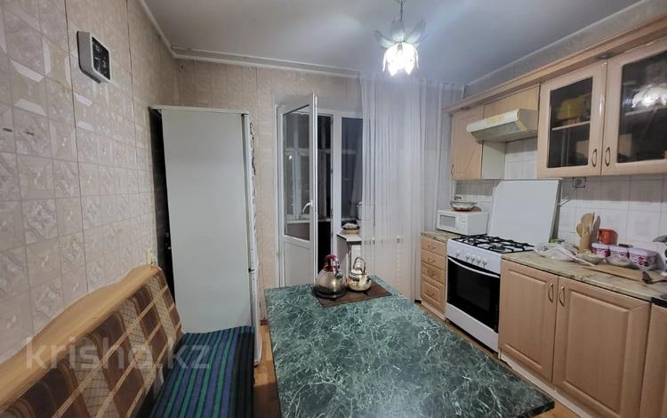 2-комнатная квартира · 55 м² · 4/5 этаж, 8 микрорайон 16 за 20.4 млн 〒 в Костанае — фото 3