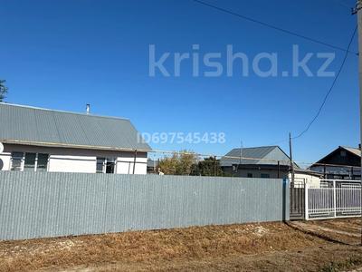 Жеке үй · 3 бөлме · 47.5 м² · 10 жүзд., Кызылтал Наурыз 45/1, бағасы: 9 млн ₸ в Аксае