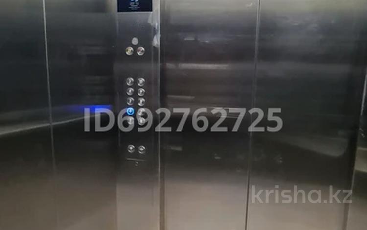 2-бөлмелі пәтер · 60 м² · 2/9 қабат, Самал 82/1 — Коняхина, бағасы: 27 млн ₸ в Уральске — фото 2
