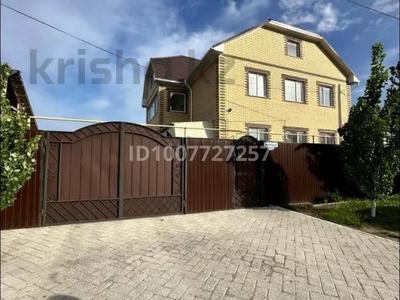 Отдельный дом · 4 комнаты · 270 м² · 6 сот., Зелёная 56/1 за 75 млн 〒 в 
