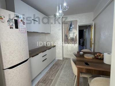 3-бөлмелі пәтер · 72.6 м² · 2/2 қабат, Геолог -ш/а., Ануарбек Аккулов 60 — Рядом с мечеть Ихсан, бағасы: 16.5 млн ₸ в Атырау, мкр Геолог