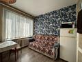 1-комнатная квартира, 57 м², 3/3 этаж, Шугаева за 15.5 млн 〒 в Семее