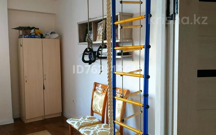 4-комнатная квартира · 90 м² · 4/10 этаж, мкр Мамыр-3 17/1 — улица Шаляпина, угол Саина за 60 млн ₸ в Алматы, Ауэзовский р-н — фото 2