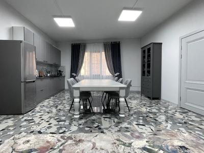 4-бөлмелі пәтер · 134 м² · 1/1 қабат, Луганского, бағасы: 1.5 млн ₸ в Алматы, Медеуский р-н