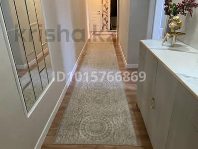 3-бөлмелі пәтер · 80 м² · 1/5 қабат, Береке 6 — мкр Береке, бағасы: 30 млн ₸ в Атырау, Береке (Память Ильича)