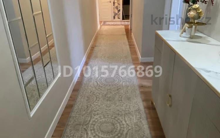 3-бөлмелі пәтер · 80 м² · 1/5 қабат, Береке 6 — мкр Береке, бағасы: 30 млн ₸ в Атырау, Береке (Память Ильича) — фото 2