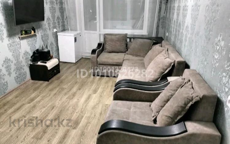 2-комнатная квартира · 43.5 м² · 4/5 этаж, Абая Кунанбаева 76а — За магазином Алатау за 7.5 млн ₸ в Шахтинске — фото 2