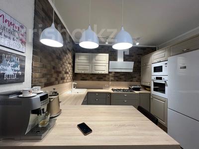 5-бөлмелі пәтер · 250 м² · 1/4 қабат, микр Наурыз 6, бағасы: 150 млн 〒 в Костанае