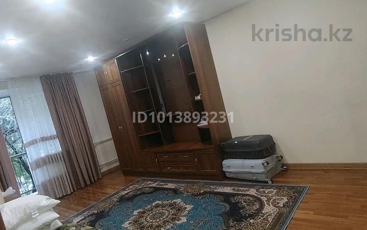 2-бөлмелі пәтер · 45 м² · 4/4 қабат, Абая 61 — Сейфеллина абая, бағасы: 380 000 ₸ в Алматы, Бостандыкский р-н — фото 2