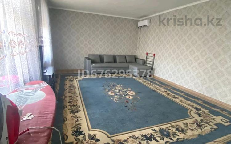 3-комнатный дом помесячно, 80 м², 10 сот., Баба түкті шашты азиз 127 за 150 000 〒 в Туркестане — фото 2