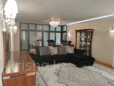 4-комнатная квартира · 160 м² · 4/5 этаж, мкр 8, Газизы Жубановой 39в — Жубановой Санкибай батыра за 49.9 млн ₸ в Актобе