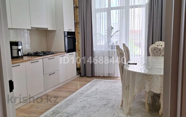 2-комнатная квартира · 80 м² · 1/5 этаж, мкр. Алтын орда 7 за 35.5 млн ₸ в Актобе — фото 14