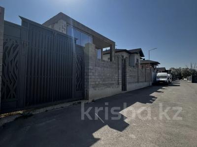 Жеке үй · 5 бөлме · 430 м² · 8 жүзд., Баязитовой 9б, бағасы: 270 млн ₸ в Алматы