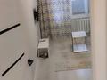 2-комнатная квартира · 60 м² · 2/5 этаж, Назарбаева за 15 000 ₸ в Усть-Каменогорске, Ульбинский — фото 4