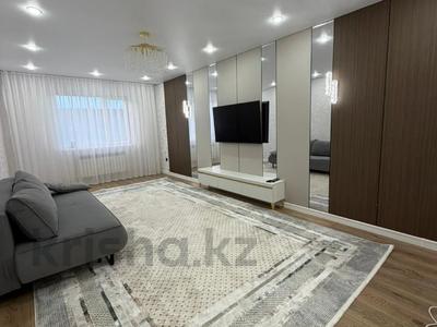 2-бөлмелі пәтер · 79 м² · 3/6 қабат, 29а мкр 171, бағасы: 28 млн ₸ в Актау