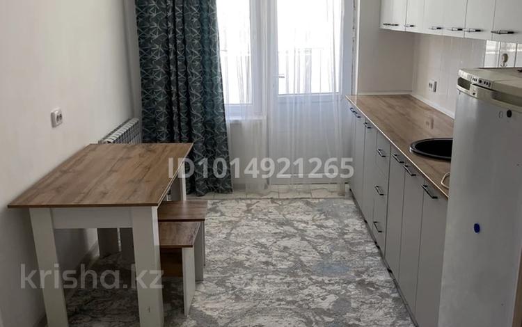 1-комнатная квартира · 42 м² · 3/12 этаж, 11 25/2 за 100 000 ₸ в Туркестане — фото 2