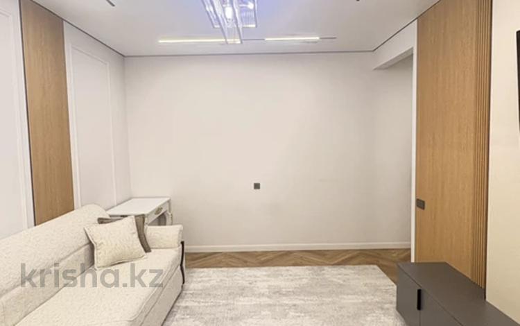 3-бөлмелі пәтер · 80 м² · 8/16 қабат, мкр Шымсити 1280/2, бағасы: 47 млн ₸ в Шымкенте, Абайский р-н — фото 2