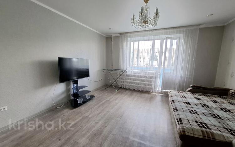 2-бөлмелі пәтер · 54 м² · 3/5 қабат, 22-шағынаудан, Пришахтинск, 22й микрорайон 31, бағасы: 15.9 млн ₸ в Караганде, Алихана Бокейханова р-н — фото 2