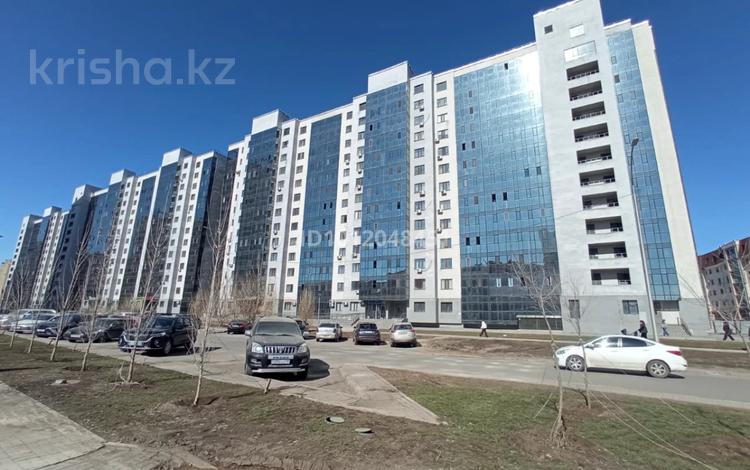 2-бөлмелі пәтер · 65 м² · 8/12 қабат, мкр Уркер, Максут Нарикбаев 6а, бағасы: 33.5 млн ₸ в Астане, Нура р-н — фото 2