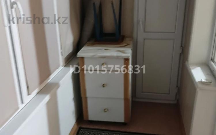 1-комнатная квартира · 50 м² · 1/10 этаж, Славского 18 за 180 000 ₸ в Усть-Каменогорске — фото 2