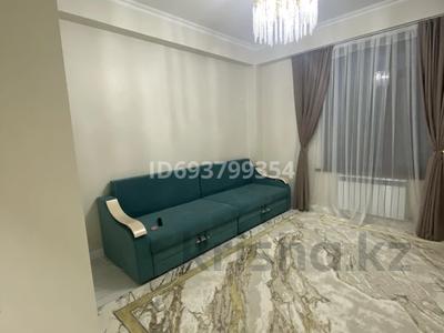 2-комнатная квартира, 60 м², 1/3 этаж, Батырбекова 30 за 41 млн 〒 в Туркестане