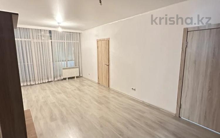 3-комнатная квартира · 75 м² · 3/12 этаж, мкр Дарабоз — Момышулы за 250 000 〒 в Алматы, Алатауский р-н — фото 2