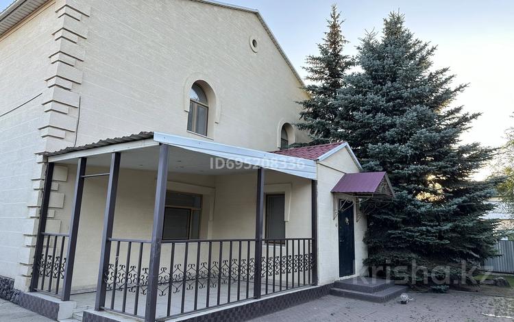 Отдельный дом · 8 комнат · 420 м² · 16 сот., Сазда-1, Тауке Хана 26 — Газиза Жубанова за 160 млн 〒 в Актобе — фото 5