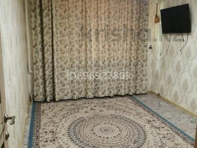 Продажа квартир в Мангистауской обл.: 3-комнатная квартира · 71 м² · 1/5 этаж, 12-й мкр за 20 млн 〒 3-комнатная квартира · 71 м² · 1/5 этаж, 12-й мкр за 20 млн 〒 в Актау