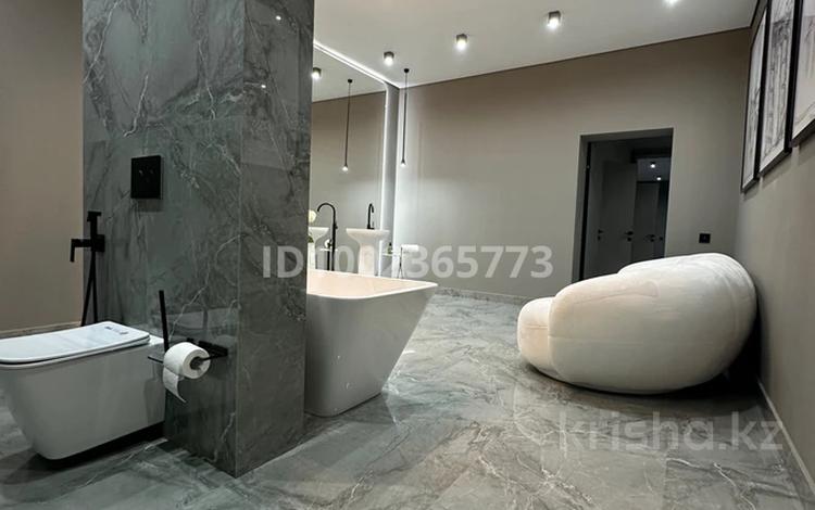 Отдельный дом · 6 комнат · 358 м² · 11.5 сот., 3 квартал 422 — 13 км за 50 млн 〒 в  — фото 2