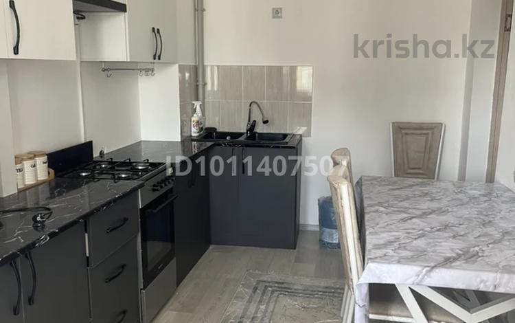 3-бөлмелі пәтер · 70 м² · 3/7 қабат, 11 улица 14/4, бағасы: 22 млн 〒 в Туркестане — фото 2