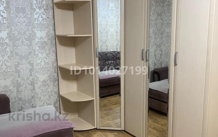 1-комнатная квартира · 35 м², мкр Юго-Восток, Строителей 17 за 150 000 ₸ в Караганде, Казыбек би р-н — фото 2