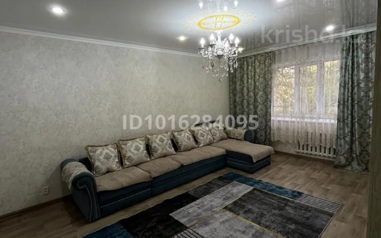 2-бөлмелі пәтер · 68 м² · 1/5 қабат, Микрорайон Юность 4, бағасы: 200 000 ₸ в Семее — фото 2