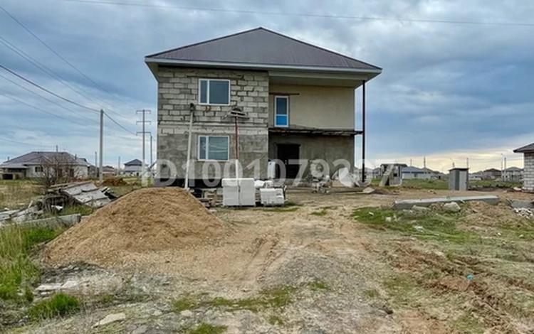 Отдельный дом · 5 комнат · 240 м² · 10 сот., ул. Калдаякова за 29 млн 〒 в Косшы — фото 2