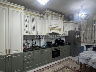 2-комнатная квартира · 56 м² · 1/5 этаж, мкр Асар-2 12/2 за 29.5 млн ₸ в Шымкенте, Абайский р-н