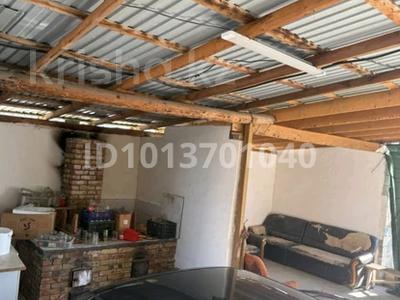 Отдельный дом · 5 комнат · 100 м² · 10 сот., Азат за 20 млн ₸ в Жалкамысе