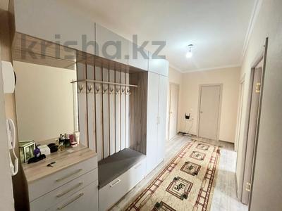 2-бөлмелі пәтер · 61.1 м² · 8/9 қабат, Карагайлы 42В, бағасы: 27 млн ₸ в Семее