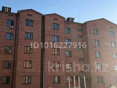 2-комнатная квартира · 70 м² · 1/5 этаж, мкр Игилик 27 за 150 000 ₸ в Шымкенте, Абайский р-н