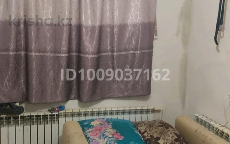 4-комнатная квартира · 80 м² · 1 этаж, М. дулатова 56 — Возле школы за 30 000 ₸ в Аксае — фото 2