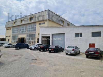 Свободное назначение, офисы, магазины и бутики, склады, общепит, салоны красоты, бани, гостиницы и зоны отдыха, фитнес и спорт, медцентры и аптеки, образование, развлечения, кабинеты и рабочие места, студии · 4500 м² за 4.5 млн 〒 в Актау