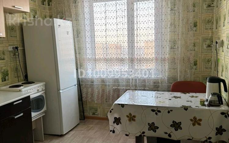 1-бөлмелі пәтер · 39.5 м² · 9/9 қабат, Физкультурная 2, бағасы: 11.8 млн ₸ в Семее — фото 2