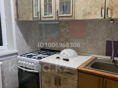 1-бөлмелі пәтер · 40 м² · 4/5 қабат, 3 мкр-он — Напротив парка. Квартира теплая, не угловая, меблированная., бағасы: 100 000 〒 в Абае