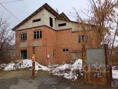 Отдельный дом · 4 комнаты · 270 м² · 5 сот., Малея 4 за 10 млн 〒 в Усть-Каменогорске