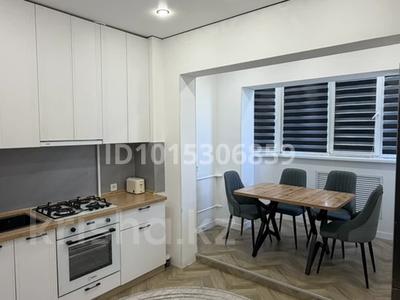3-комнатная квартира · 70 м² · 7/9 этаж, мкр Тастак-3 88 — ТолеБи ТургутОзала за 600 000 ₸ в Алматы, Алмалинский р-н