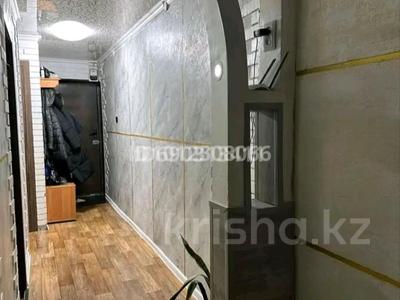 3-бөлмелі пәтер · 63 м² · 4/5 қабат, Независимости 57 — Независимости-Ердена, бағасы: 17 млн ₸ в Сатпаев