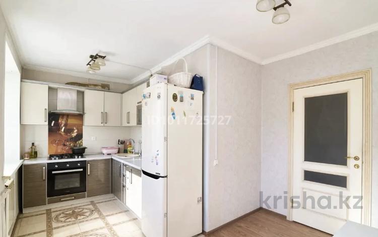 3-комнатная квартира · 63.6 м², Абая 59 за 23.7 млн ₸ в Астане, р-н Байконур — фото 2