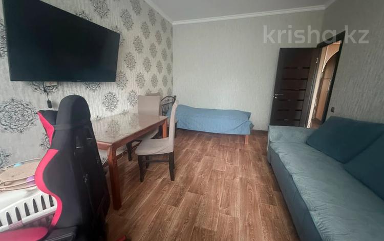3-комнатная квартира · 71 м² · 4/9 этаж, мкр Аксай-4 за 50 млн ₸ в Алматы, Ауэзовский р-н — фото 3