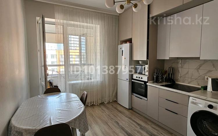 2-бөлмелі пәтер · 60 м² · 9/10 қабат, Кайыма Мухамедханова 6 — Е-755, бағасы: 45.5 млн ₸ в Астане, Нура р-н — фото 2