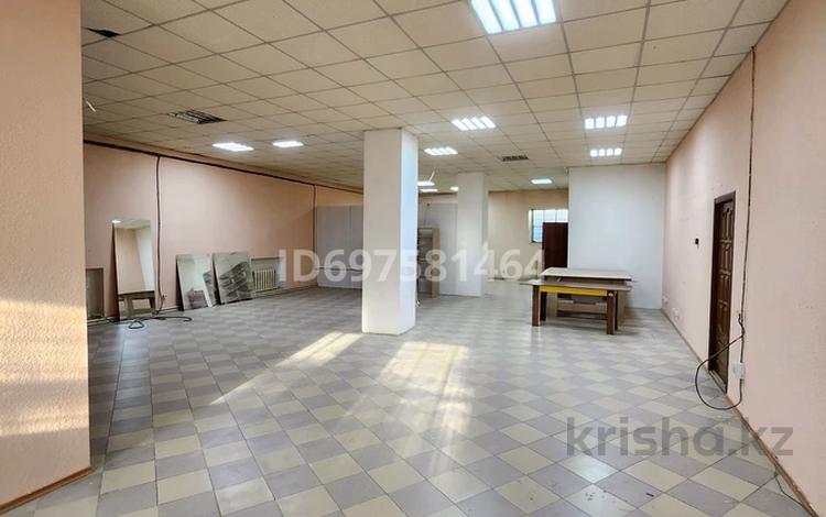 Офисы, склады, фитнес и спорт · 100 м² за 250 000 〒 в Костанае — фото 35
